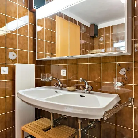 Appartement Chesa Panorama B - La Punt-Chamues-ch