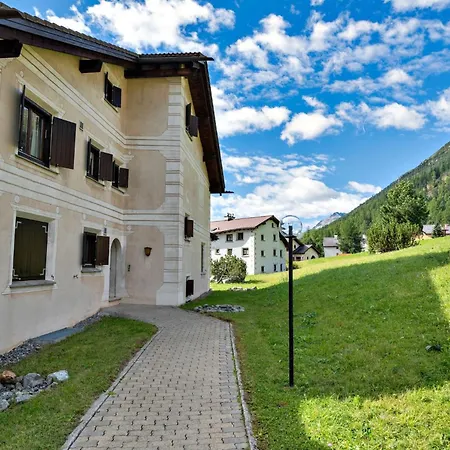 Chesa Panorama B - Apartment