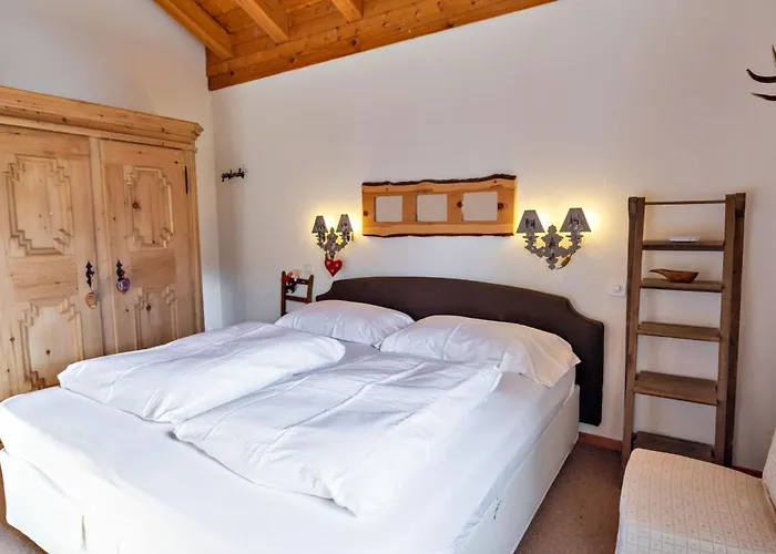 Chesa Panorama B - Apartment La Punt-Chamues-ch