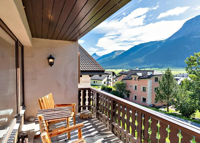 Chesa Panorama B - Apartment La Punt-Chamues-ch